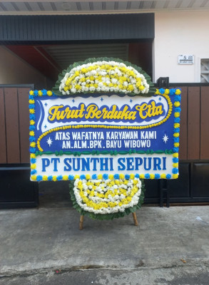 Papan Bunga Duka di Benuki